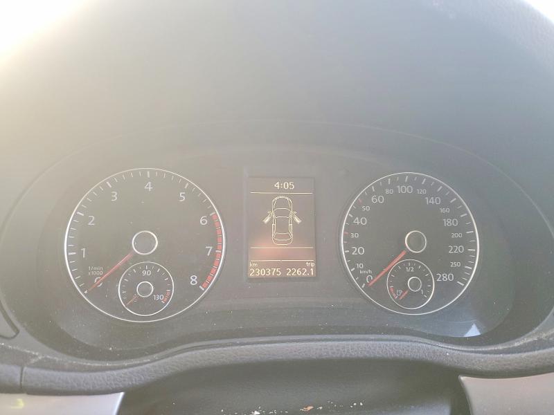Photo 9 from auction – 2012 VOLKSWAGEN PASSAT S with VIN 1VWAH7A3XCC068742
