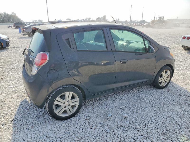 Foto 3 de la subasta – 2014 CHEVROLET SPARK 1LT con VIN KL8CD6S99EC467299