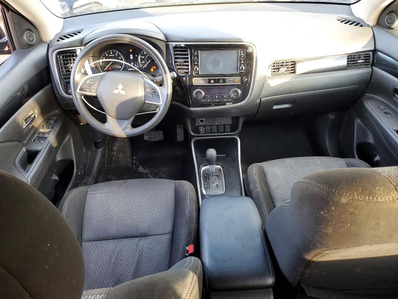 Photo 8 from auction – 2019 MITSUBISHI OUTLANDER with VIN JA4AD2A36KZ017262