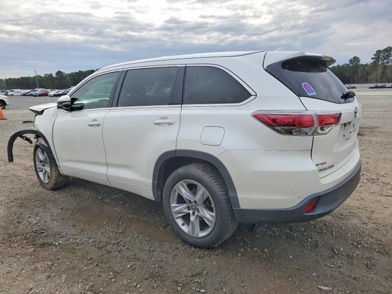 Photo 2 from auction – 2016 TOYOTA HIGHLANDER with VIN 5TDYKRFH5GS167153