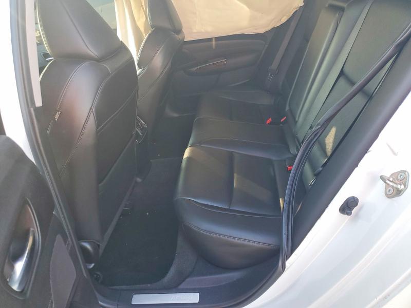 Photo 10 from auction – 2017 ACURA TLX with VIN 19UUB2F5XHA005188