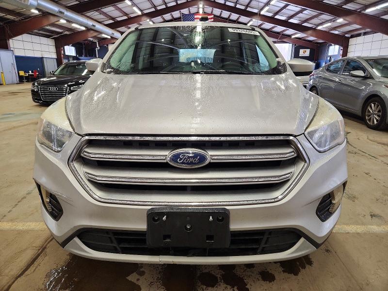 Photo 5 from auction – 2017 FORD ESCAPE with VIN 1FMCU9GD8HUA87421