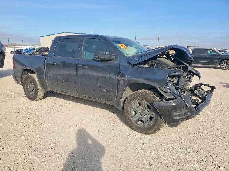 Photo 4 from auction – 2025 RAM 1500 with VIN 1C6RREGG6SN647545