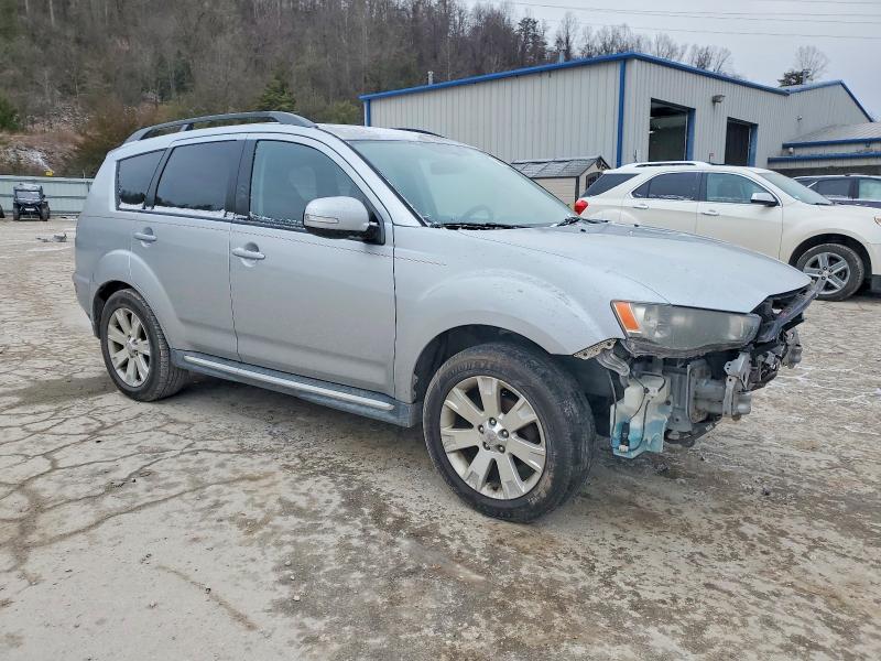 Photo 4 from auction – 2011 MITSUBISHI OUTLANDER with VIN JA4JT3AW2BU007487