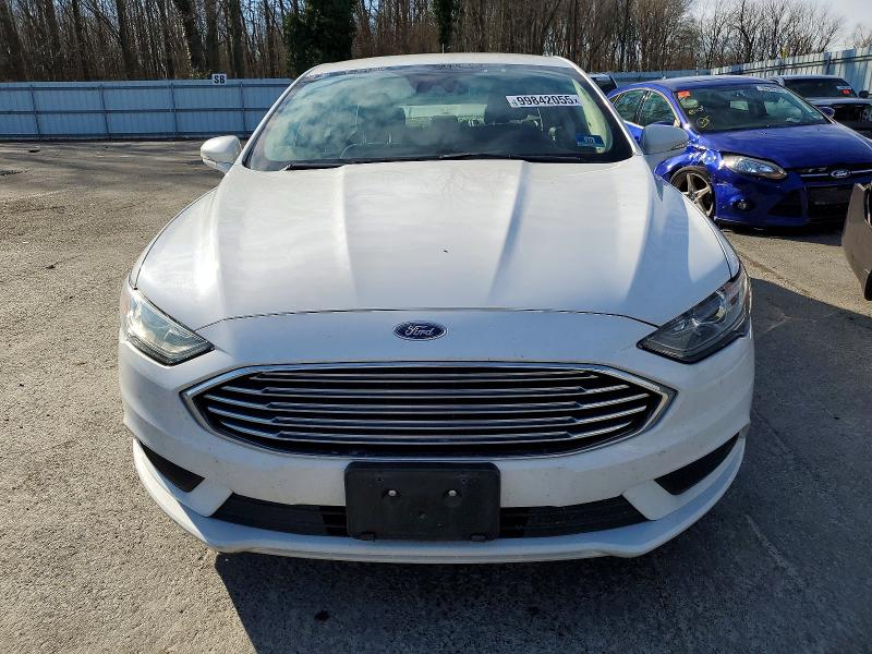 Photo 5 from auction – 2018 FORD FUSION with VIN 3FA6P0LU4JR117303