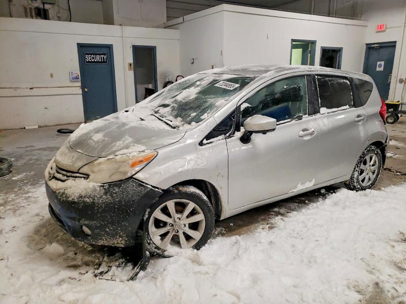 NISS VERSA NOTE 2015 with VIN 3N1CE2CPXFL428823 - Photo from auction