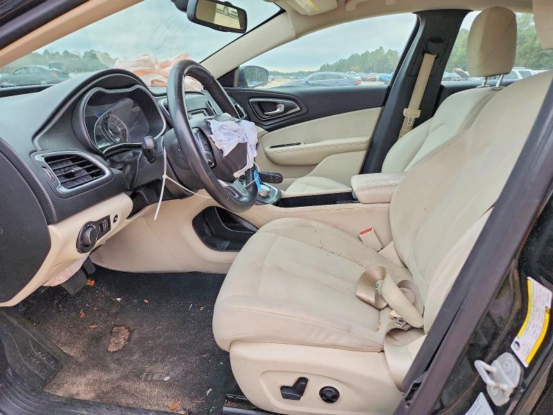 Photo 7 from auction – 2015 CHRYSLER 200 LIMITE with VIN 1C3CCCABXFN555348