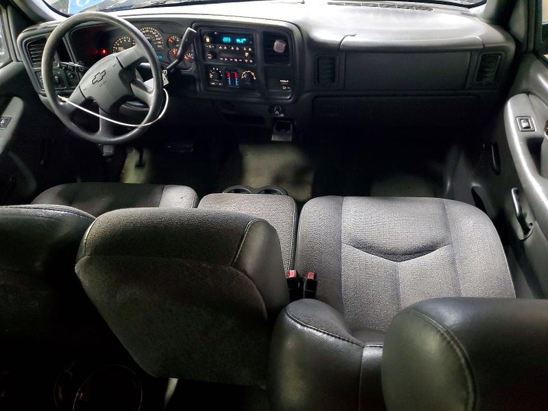 Photo 8 from auction – 2004 CHEVROLET SILVERADO with VIN 2GCEC19V441125773
