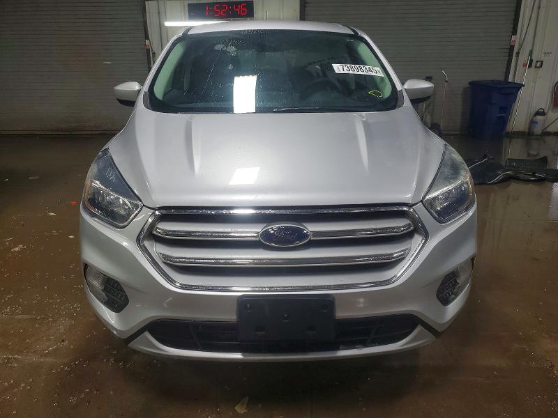 Photo 5 from auction – 2019 FORD ESCAPE SE with VIN 1FMCU0GD0KUA13638