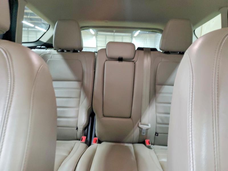 Photo 10 from auction – 2017 FORD ESCAPE with VIN 1FMCU9G99HUC04502
