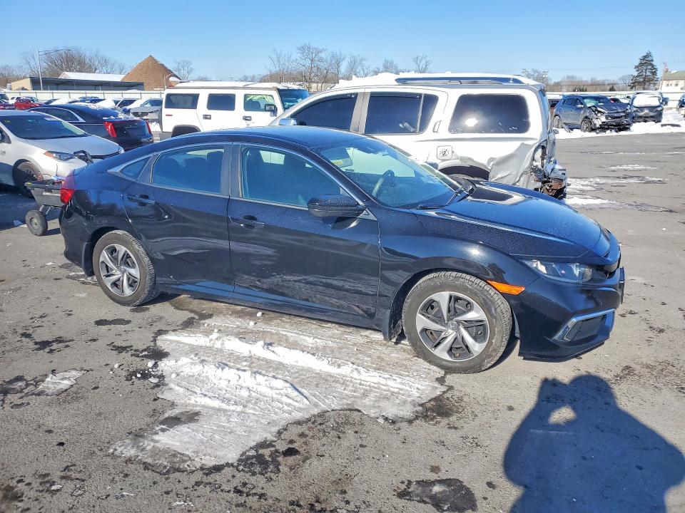 Photo 4 from auction – 2020 HONDA CIVIC with VIN 2HGFC2F64LH528263