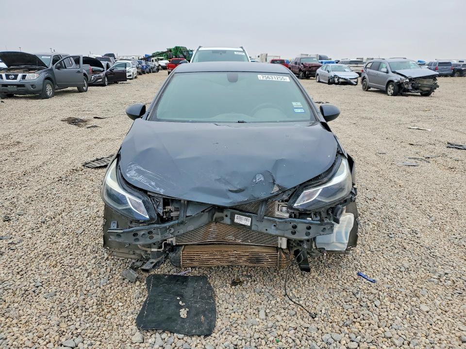 Photo 5 from auction – 2017 CHEVROLET CRUZE LT with VIN 1G1BE5SM6H7176053