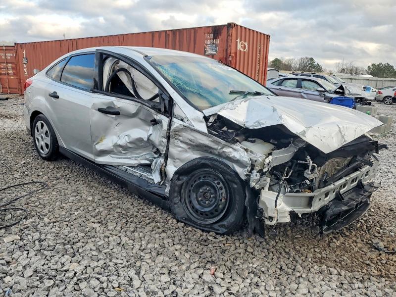 Photo 4 from auction – 2017 FORD FOCUS S with VIN 1FADP3E21HL244653
