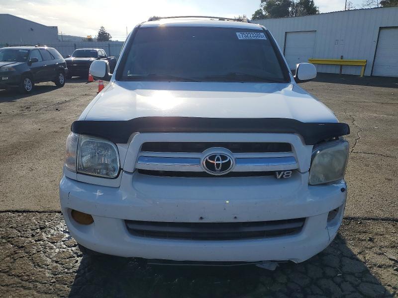 Photo 5 from auction – 2005 TOYOTA SEQUOIA with VIN 5TDZT34A75S260421