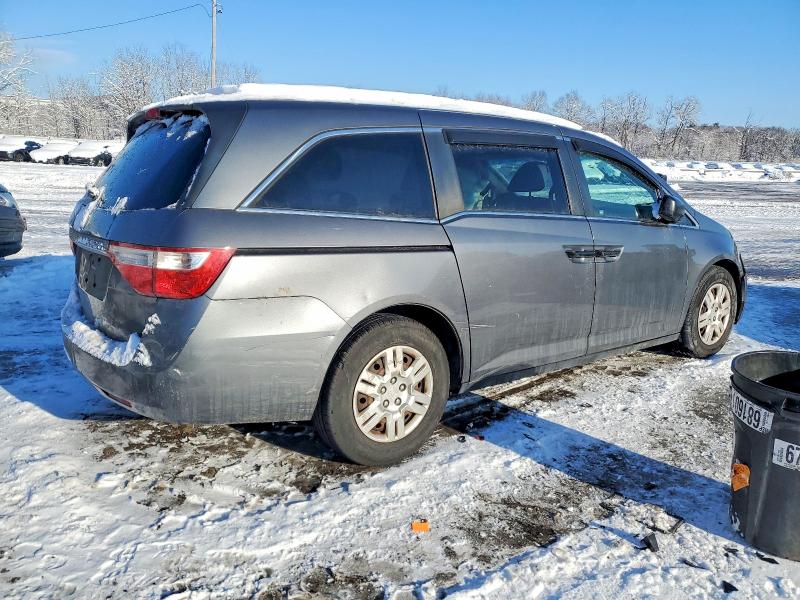 Photo 3 from auction – 2012 HONDA ODYSSEY LX with VIN 5FNRL5H27CB107649