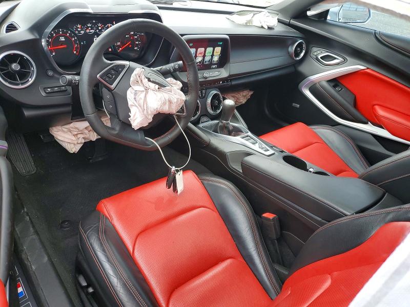 Photo 8 from auction – 2016 CHEVROLET CAMARO with VIN 1G1FC1RS2G0117979