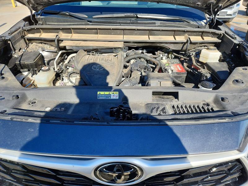 Фото 12 с аукциона – 2023 TOYOTA HIGHLANDER с VIN 5TDKDRAH3PS506001