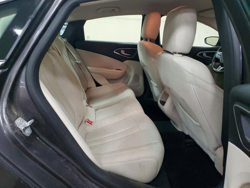 Photo 10 from auction – 2015 CHRYSLER 200 LIMITE with VIN 1C3CCCAB4FN504623