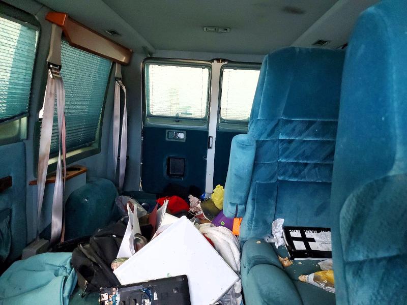 Photo 10 from auction – 1994 DODGE RAM VAN with VIN 2B6HB21XXRK107819