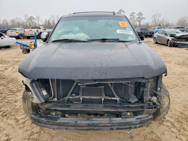Photo 5 from auction – 2012 CHEVROLET SUBURBAN with VIN 1GNSCHE05CR238540