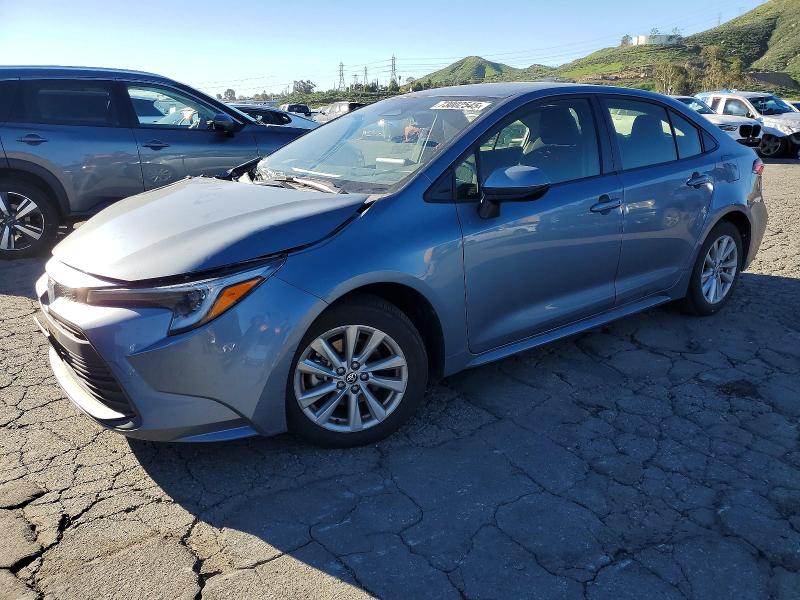TOYOTA COROLLA LE 2024 with VIN JTDBCMFE5R3047692 - Photo from auction