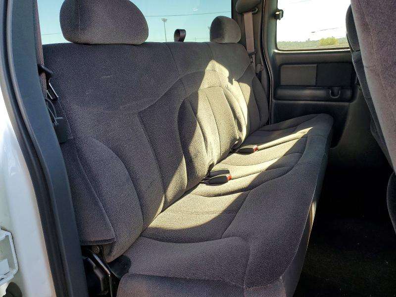 Photo 10 from auction – 2001 GMC NEW SIERRA with VIN 1GTEC19T41E328641