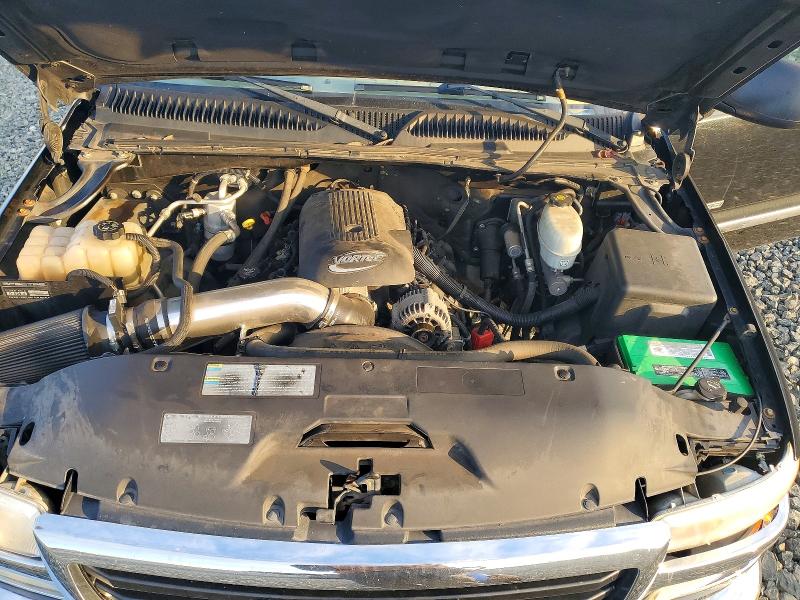 Photo 11 from auction – 2005 GMC SIERRA K25 with VIN 1GTHK29UX5E279658