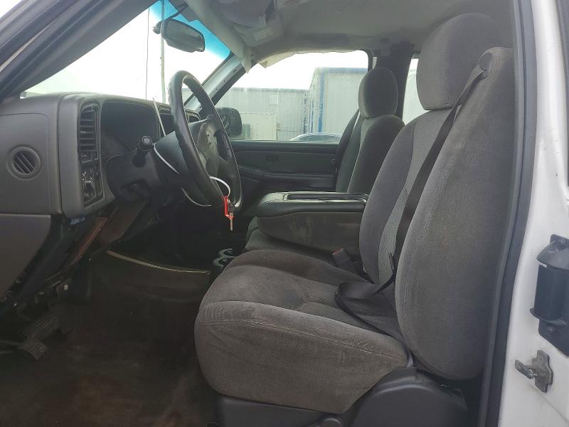 Photo 7 from auction – 2005 CHEVROLET SILVERADO with VIN 1GCEC19V95Z303699