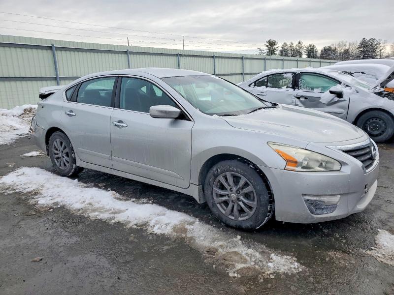 Photo 4 from auction – 2015 NISSAN ALTIMA with VIN 1N4AL3AP6FC477909