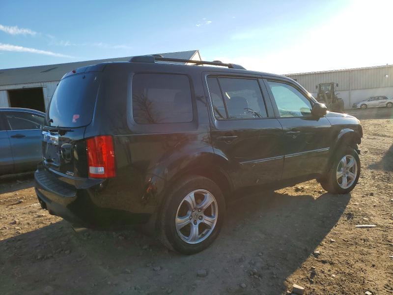 Foto 3 de la subasta – 2015 HONDA PILOT EXLN con VIN 5FNYF4H70FB019605