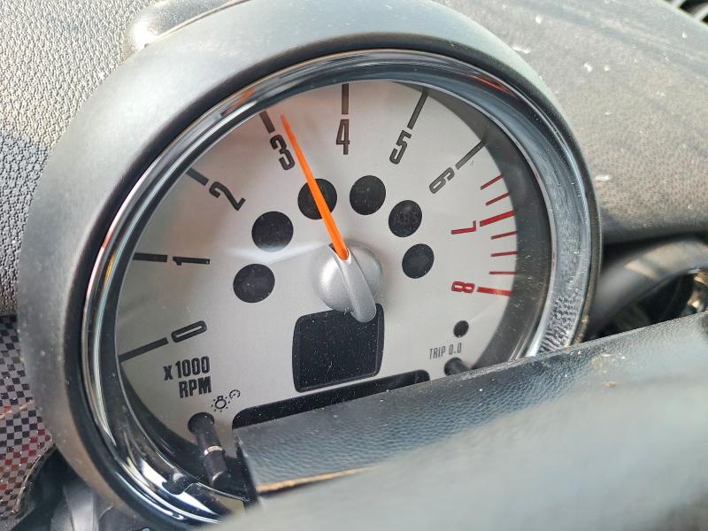 Photo 9 from auction – 2013 MINI COOPER S with VIN WMWSV3C59DT393923
