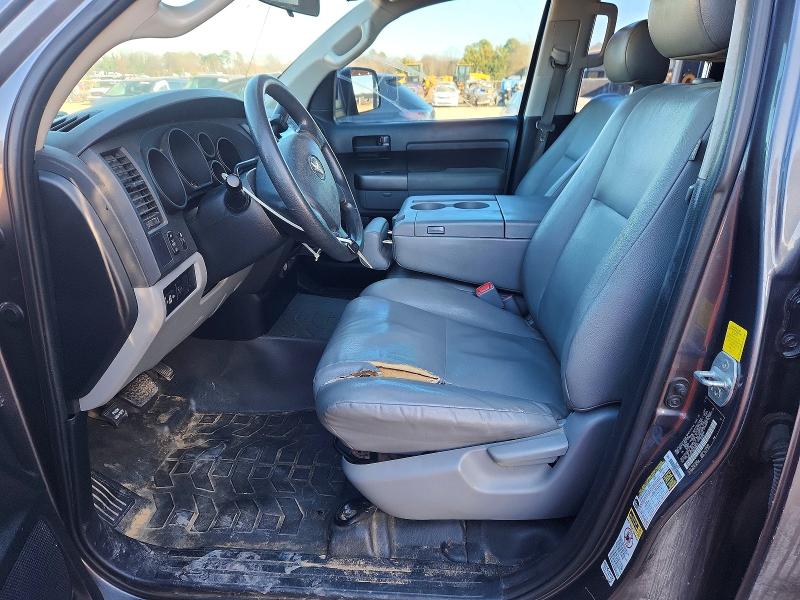 Photo 7 from auction – 2011 TOYOTA TUNDRA with VIN 5TFRU5F18BX024842