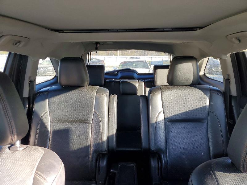 Photo 10 from auction – 2018 TOYOTA HIGHLANDER with VIN 5TDYZRFH5JS268292