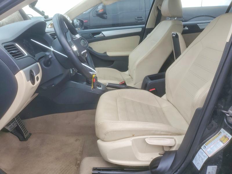 Photo 7 from auction – 2011 VOLKSWAGEN JETTA SEL with VIN 3VWLX7AJ2BM360912