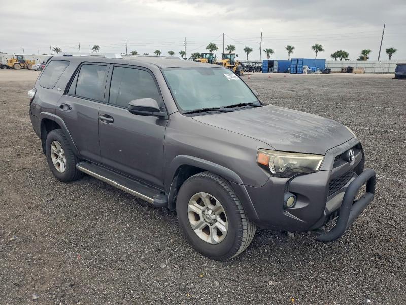 Photo 4 from auction – 2014 TOYOTA 4RUNNER SR with VIN JTEZU5JR6E5077063