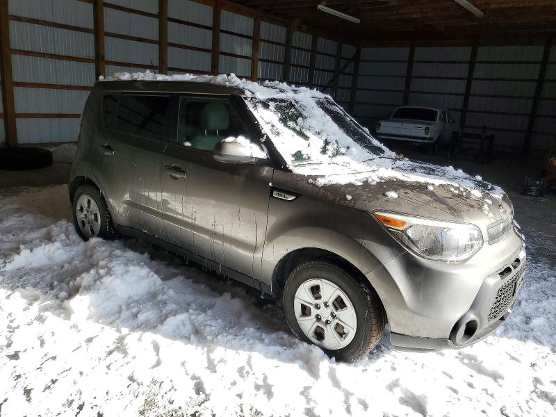 Photo 4 from auction – 2016 KIA SOUL with VIN KNDJN2A28G7409172