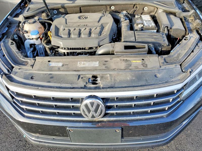 Photo 11 from auction – 2018 VOLKSWAGEN PASSAT SE with VIN 1VWBA7A3XJC045693