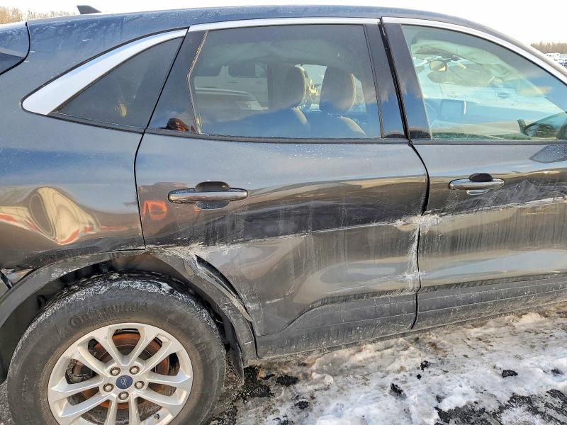 Photo 11 from auction – 2020 FORD ESCAPE with VIN 1FMCU9G67LUB86502