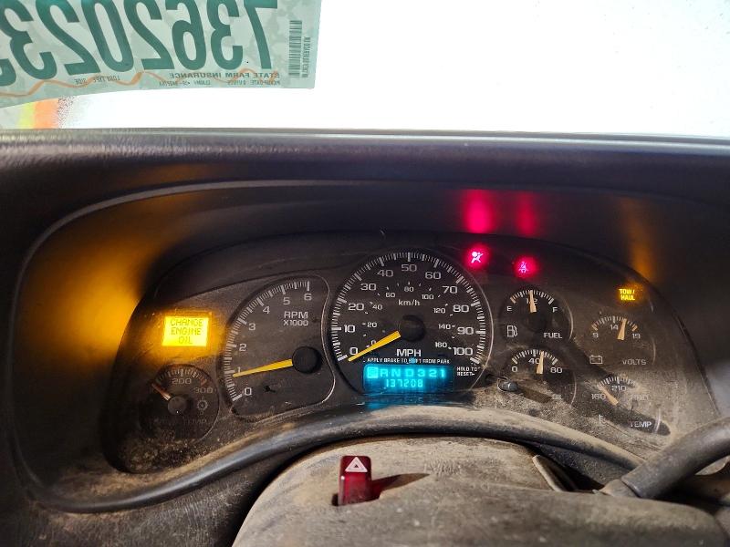 Photo 9 from auction – 2000 CHEVROLET SILVERADO with VIN 1GCGK29U7YE232264