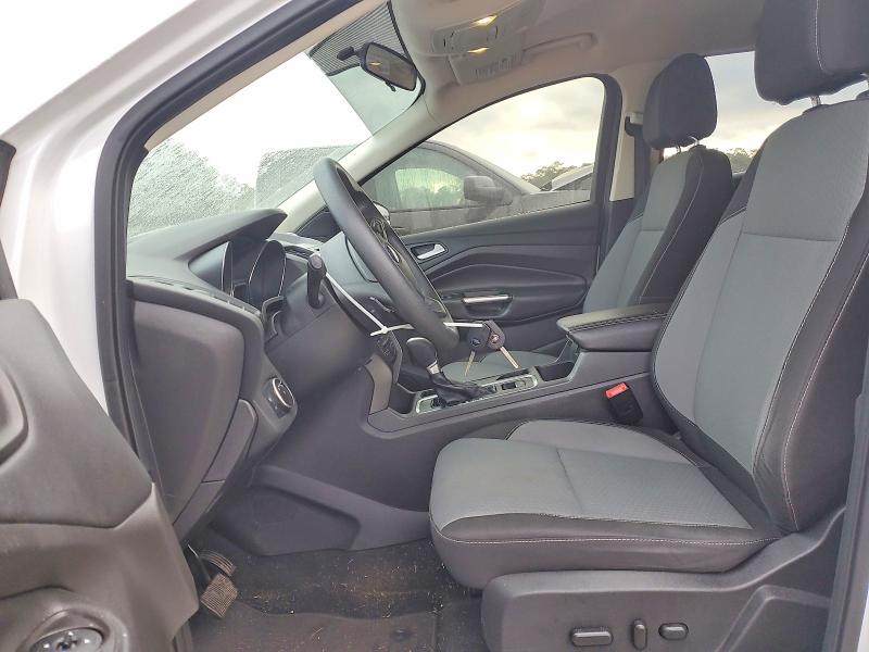 Photo 7 from auction – 2017 FORD ESCAPE SE with VIN 1FMCU0G9XHUB95353
