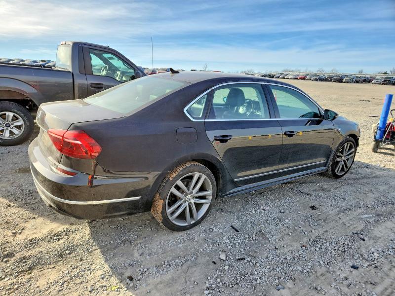 Photo 3 from auction – 2017 VOLKSWAGEN PASSAT R-L with VIN 1VWDT7A37HC042666