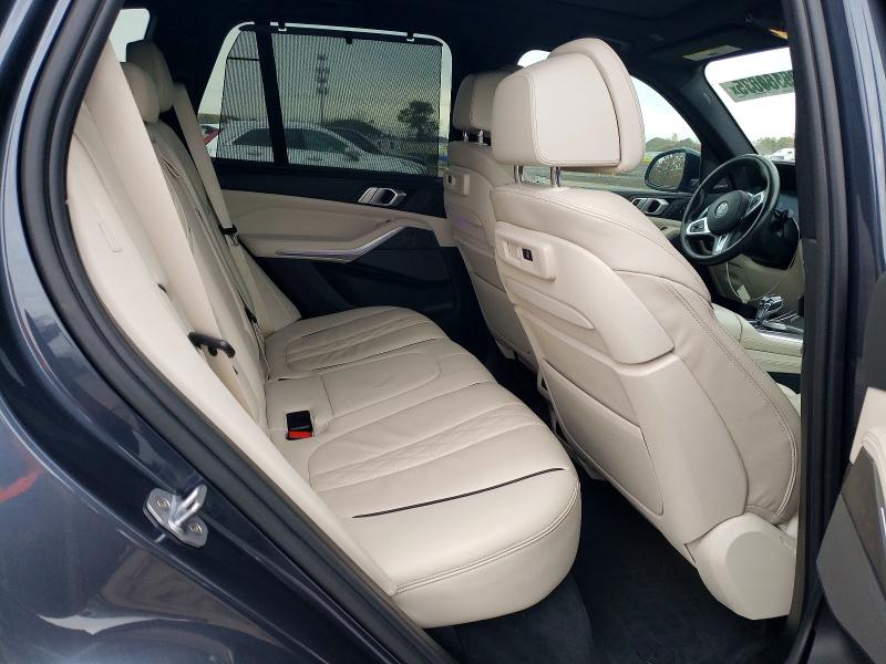 Photo 11 from auction – 2019 BMW X5 XDRIVE5 with VIN 5UXJU2C57KLN64448