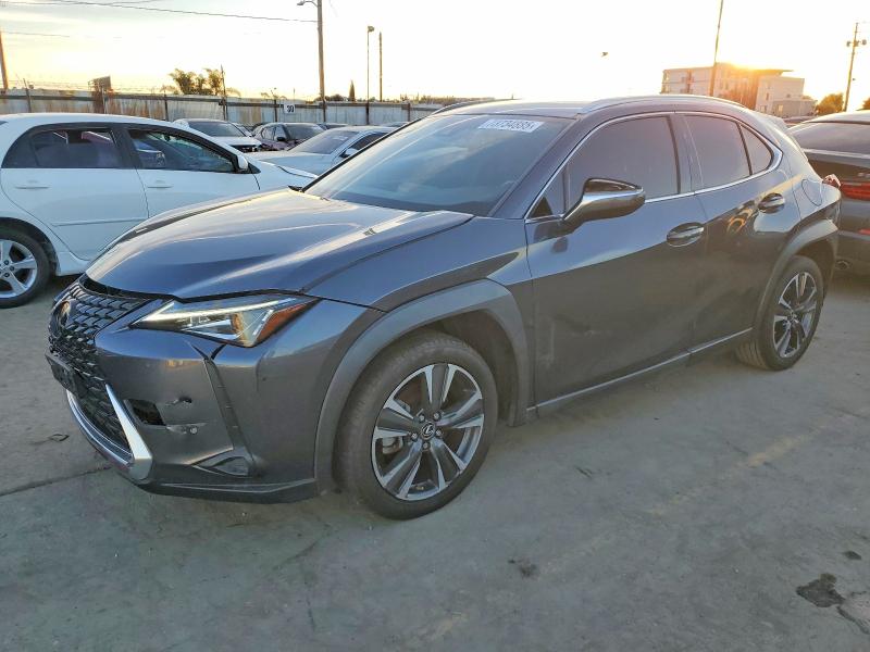 LEXUS UX 200 BAS 2022 with VIN JTHX3JBH3N2050870 - Photo from auction