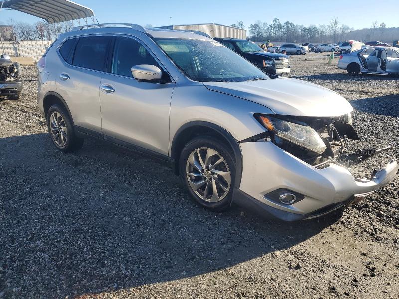 Photo 4 from auction – 2015 NISSAN ROGUE S with VIN 5N1AT2MV2FC889237
