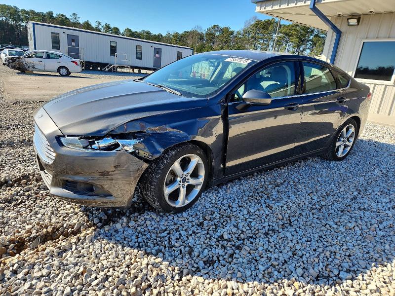 FORD FUSION S 2016 with VIN 3FA6P0G77GR327844 - Photo from auction