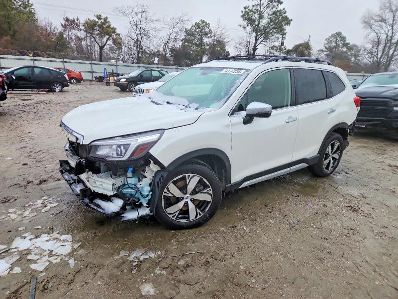 Photo 1 from auction – 2019 SUBARU FORESTER T with VIN JF2SKAWC0KH525088