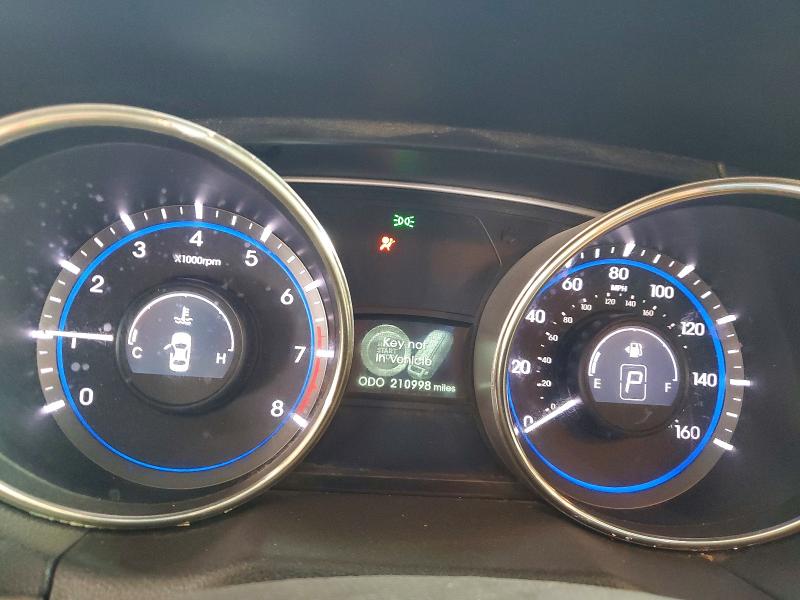 Photo 9 from auction – 2011 HYUNDAI SONATA SE with VIN 5NPEC4AB0BH204663
