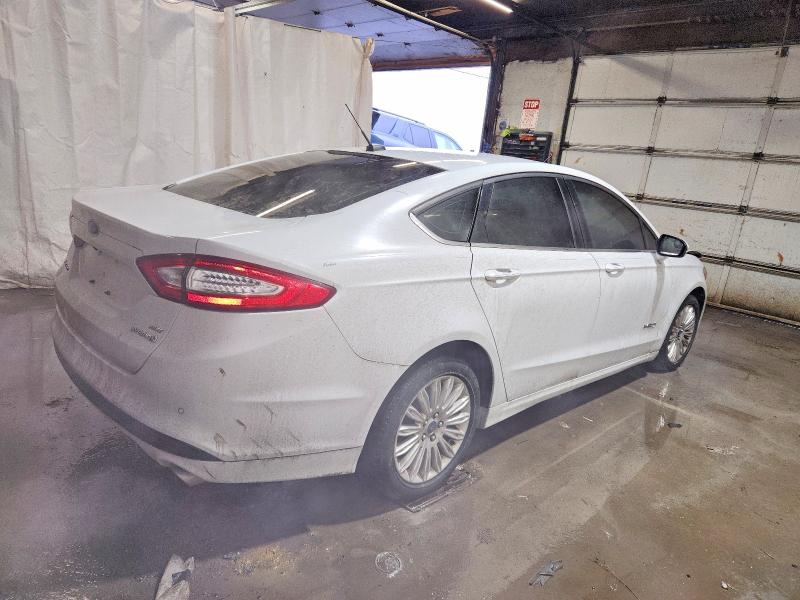 Photo 3 from auction – 2013 FORD FUSION with VIN 3FA6P0LU5DR376080