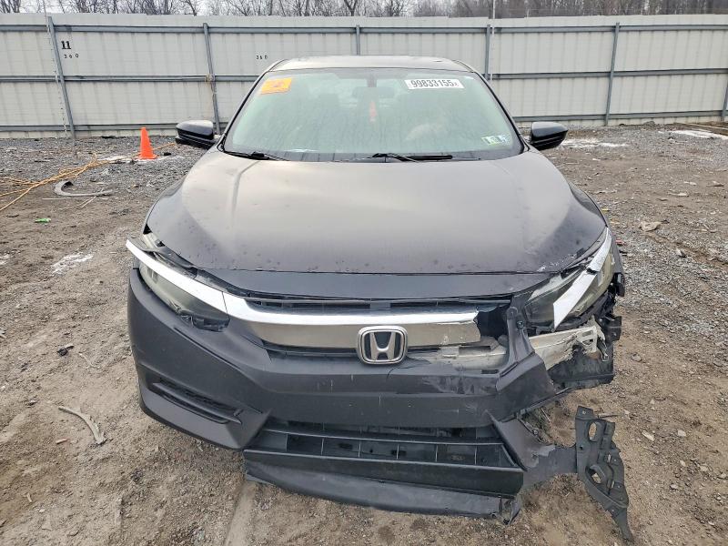 Zdjęcie 5 z aukcji – 2017 HONDA CIVIC EX z VIN 19XFC2F70HE232621