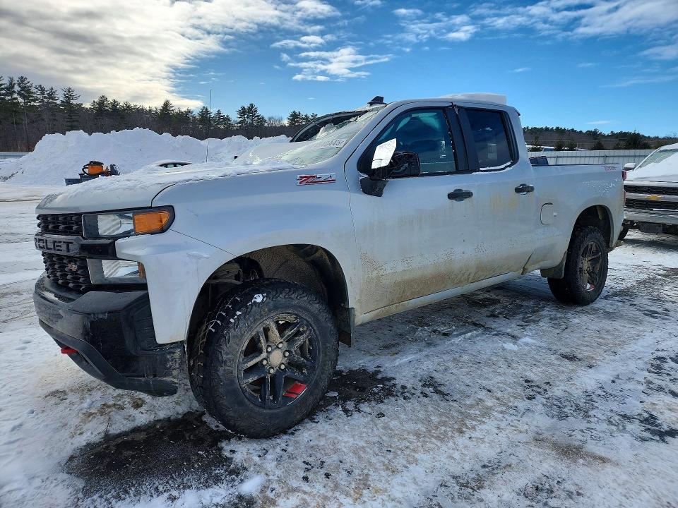 CHEVROLET SILVERADO 2019 with VIN 1GCRYCEF4KZ381302 - Photo from auction